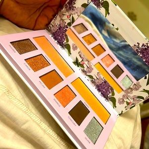 Sakura + sage vengan palette